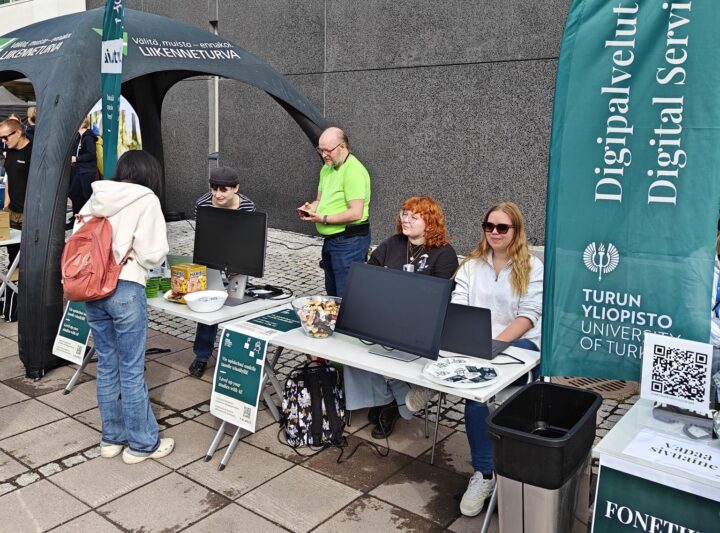 Digipalvelut yliopiston avajaiskarnevaaleilla syyskuussa 2026