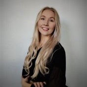 Hanna-Mari Boelius lähikuvassa.