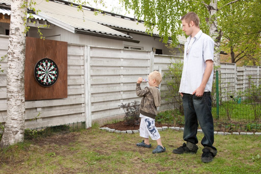 Kokemuksia Ihmeelliset vuodet -vanhemmuusryhmien vaikutusten arvioinnista