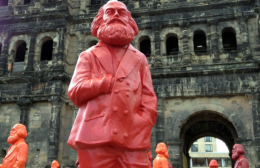 Marx in Trier.jpg