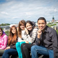 Kansainvälisiä Turun yliopiston opiskelijoita.