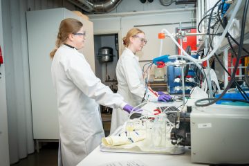Terveysteknologia kiinnostaa – miten valita sopiva koulutusohjelma?