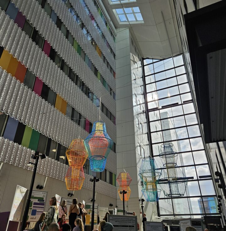 Kuva Medisiinan sisätiloista.