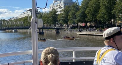 Kuva opiskelijoiden Aurasoutu-tpahatumasta.