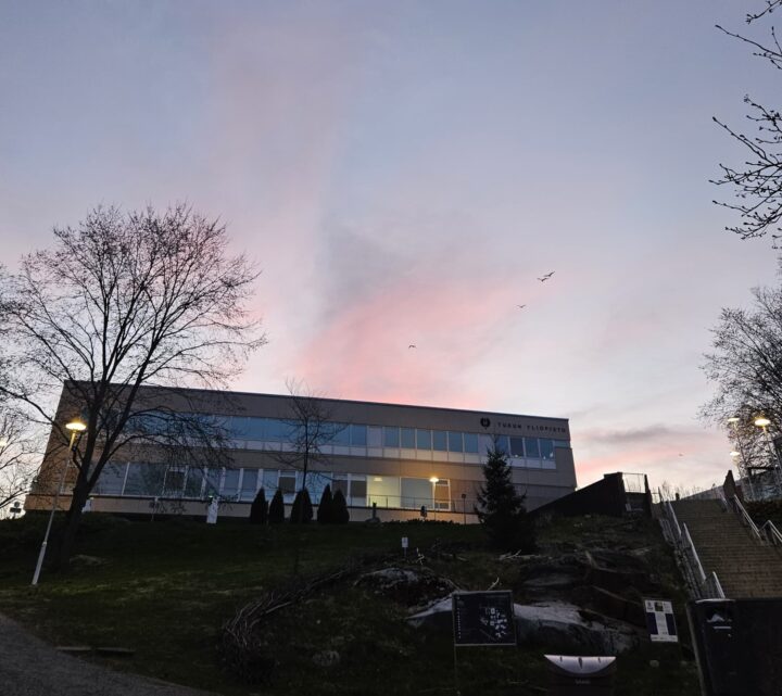 Turun yliopiston päärakennus