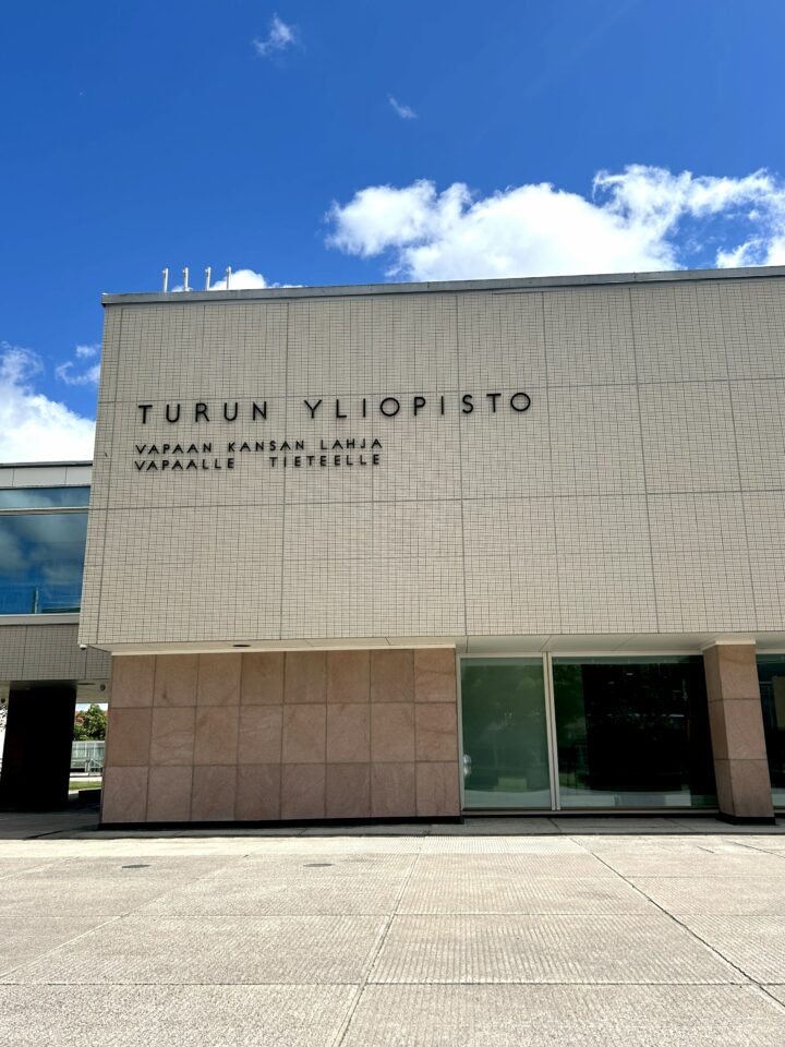 Uudet opiskelijat aloittavat syksyisin Turun yliopistolla.